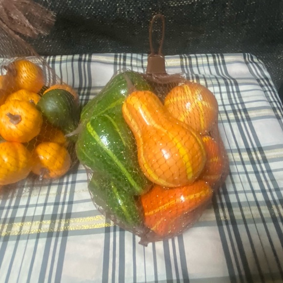 Miniature Fall Pumpkin Gourd Lot - Picture 7 of 14